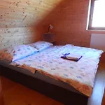 Roubenka - Jesenka Apartmán *